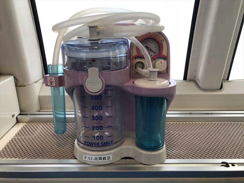 ポータブル吸引器